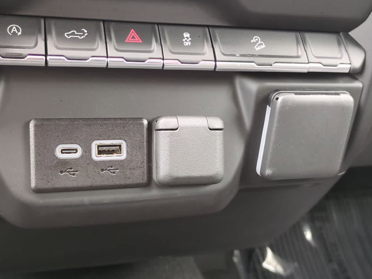 2025 Chevrolet Silverado 1500 4WD Crew Cab Short Bed Custom Trail Boss