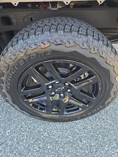 2025 Chevrolet Silverado 1500 4WD Crew Cab Short Bed Custom Trail Boss