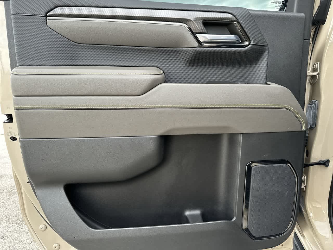 2023 Chevrolet Silverado 1500 4WD Crew Cab Short Bed ZR2