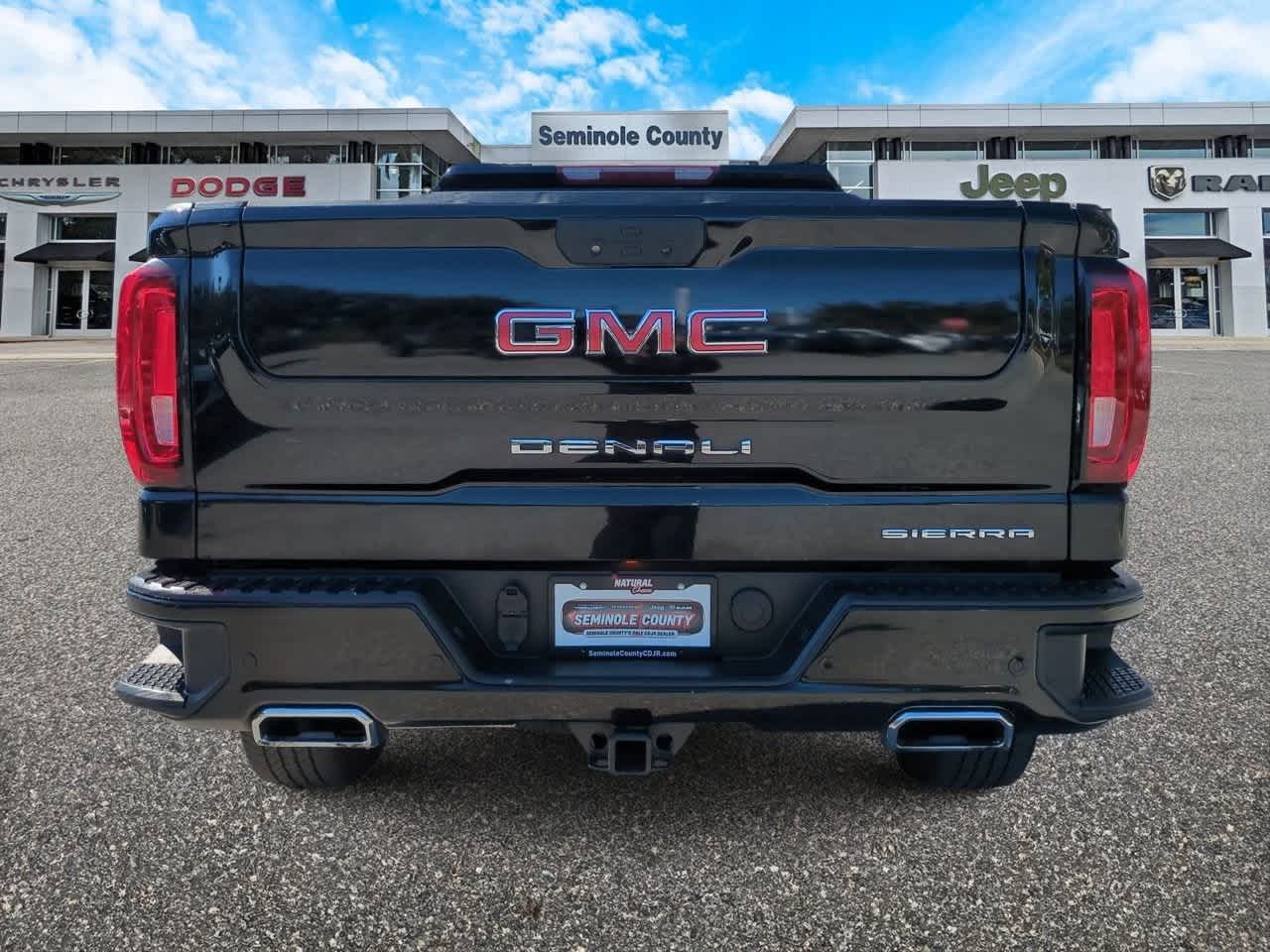 2021 GMC Sierra 1500 2WD Crew Cab Short Box Denali