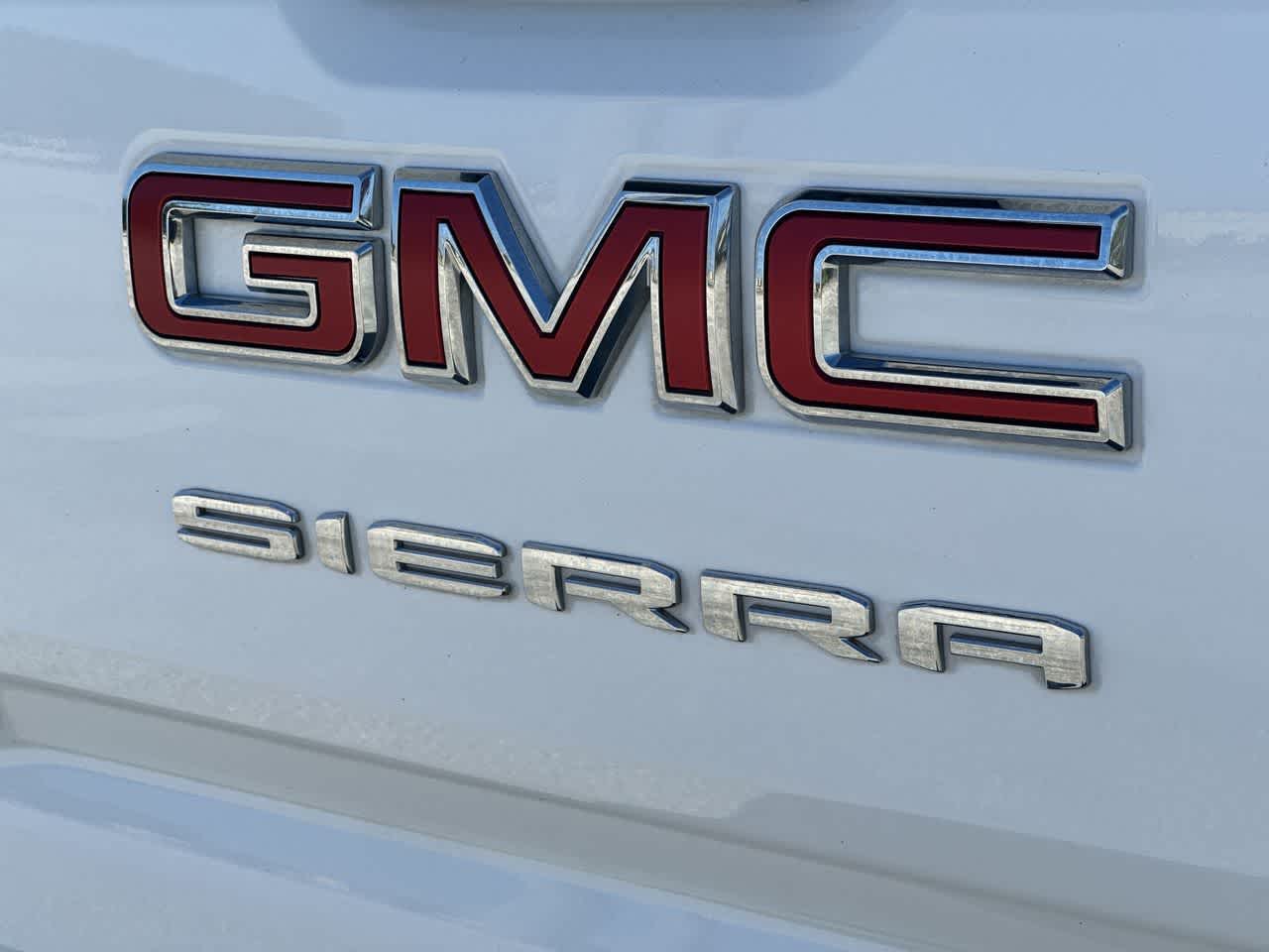 2023 GMC Sierra 1500 4WD Crew Cab Short Box Elevation with 3SB