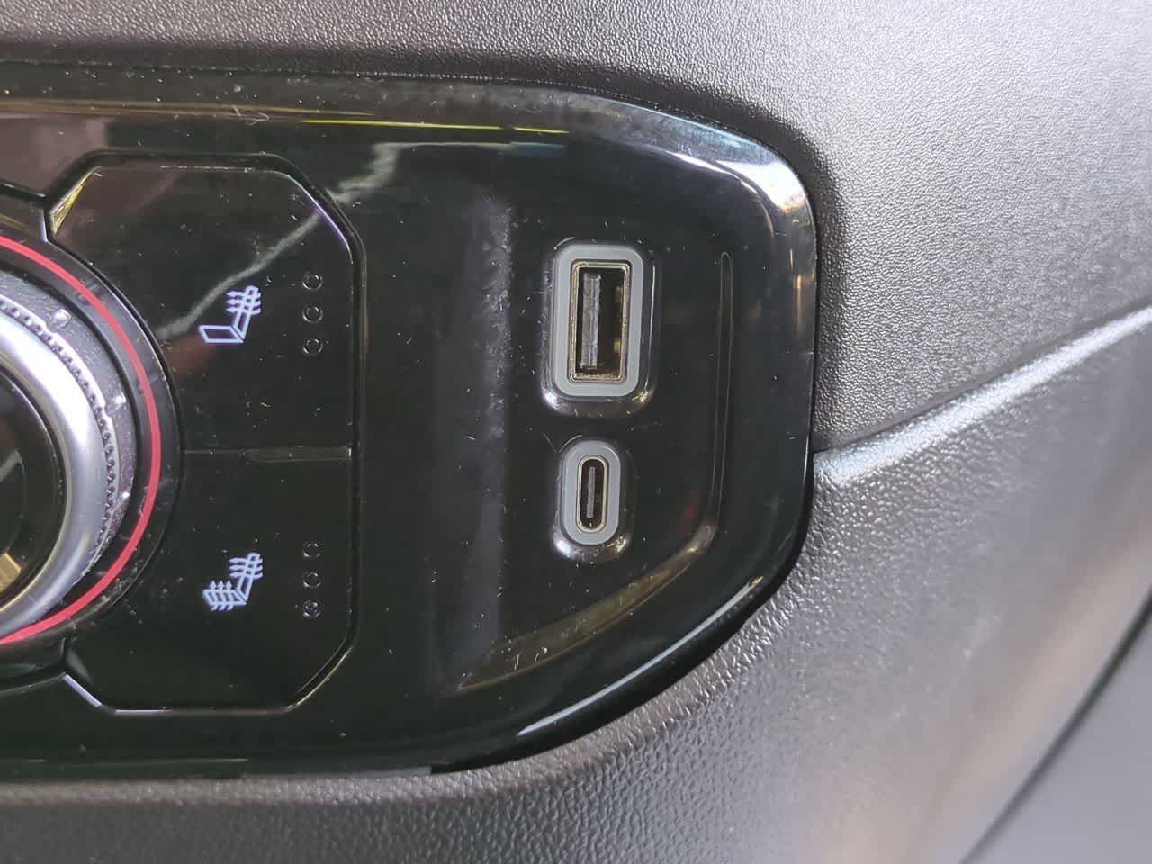 2024 GMC Sierra 1500 4WD Crew Cab Short Box Elevation with 3VL