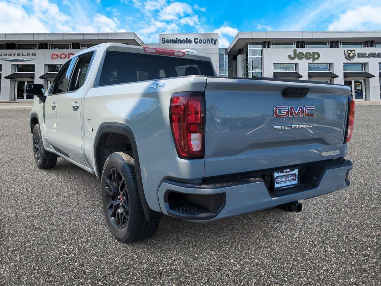 2024 GMC Sierra 1500 4WD Crew Cab Short Box Elevation with 3VL