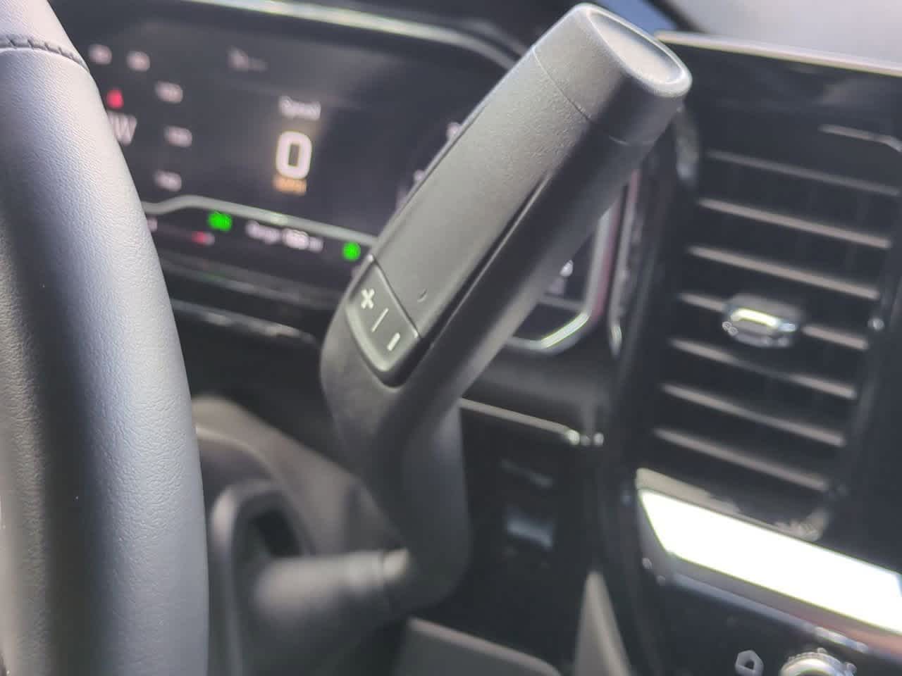 2024 GMC Sierra 1500 4WD Crew Cab Short Box Elevation with 3SB