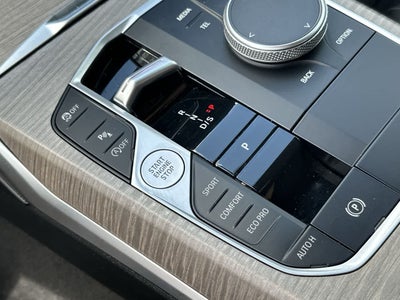 2025 BMW 330i xDrive