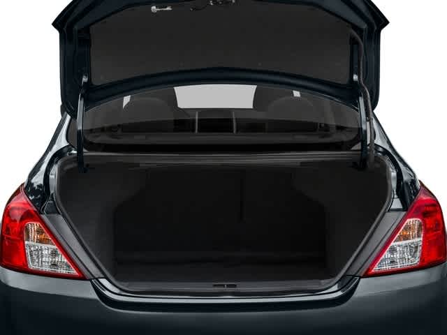 2017 Nissan Versa 1.6 SV