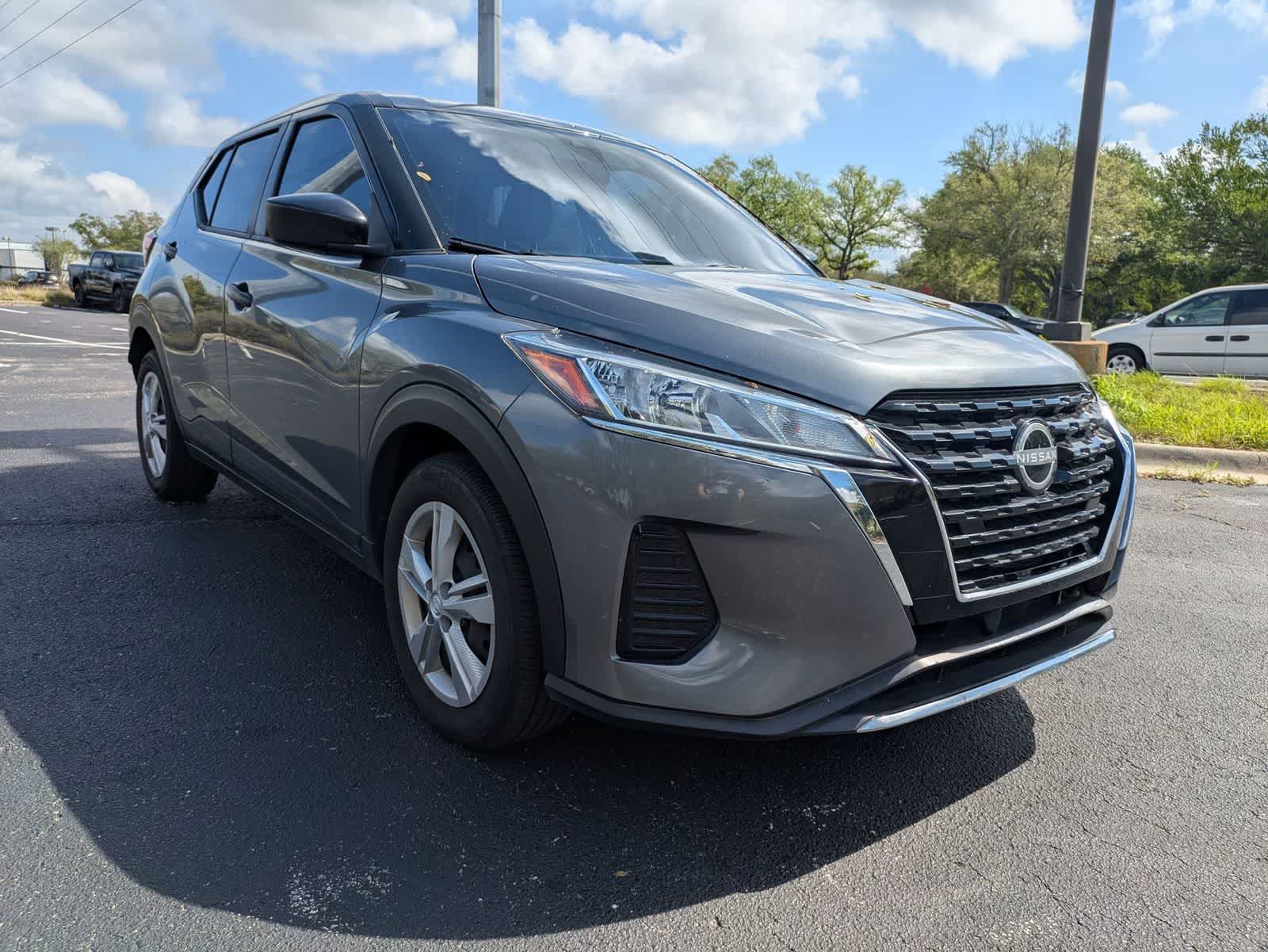 2023 Nissan Kicks S Xtronic CVT