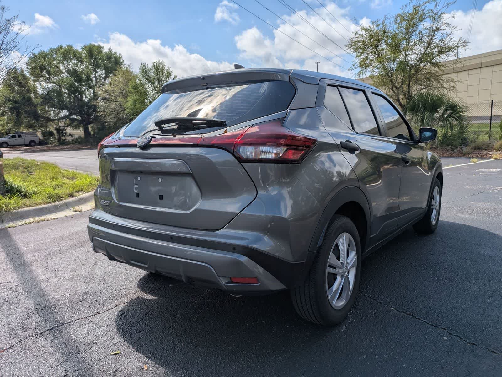 2023 Nissan Kicks S Xtronic CVT