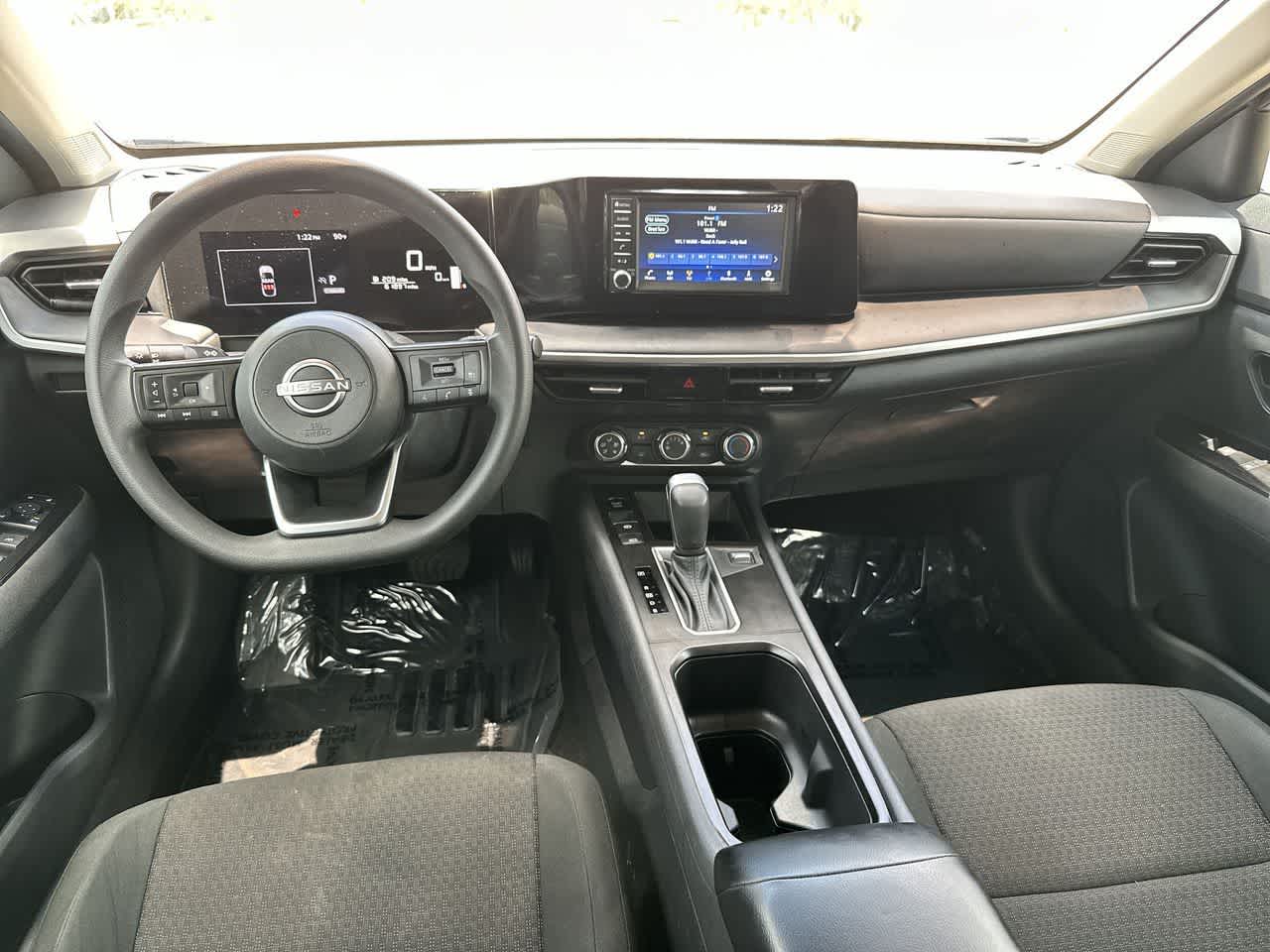 2025 Nissan Kicks S FWD