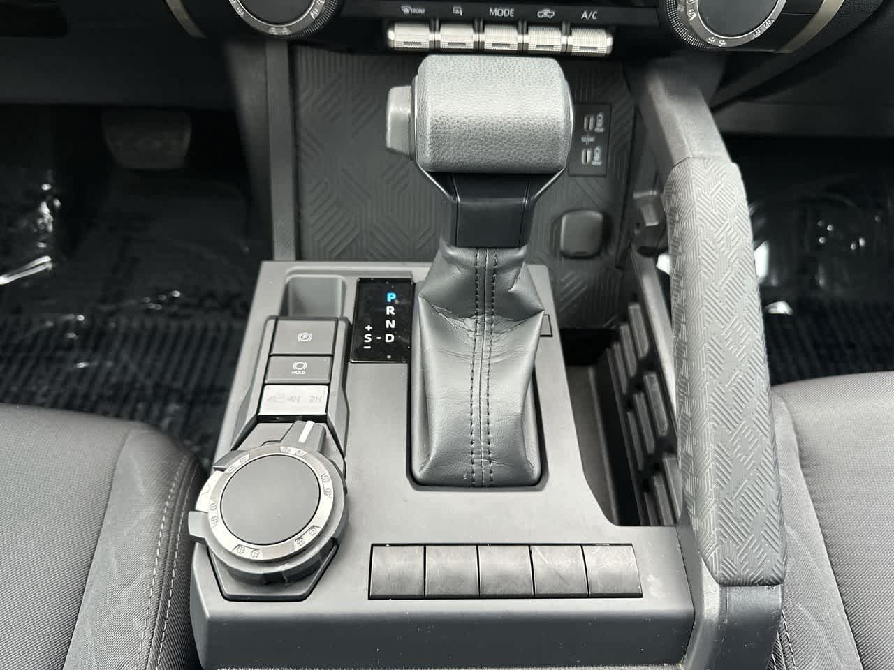 2025 Toyota Tacoma SR