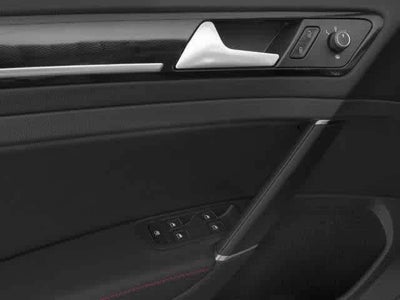 2017 Volkswagen Golf GTI SE 4-Door