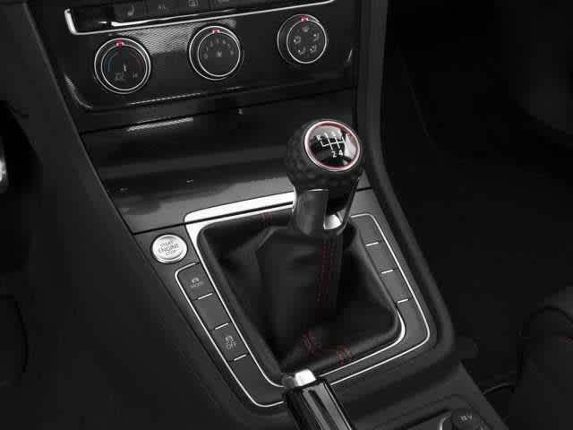 2017 Volkswagen Golf GTI SE 4-Door