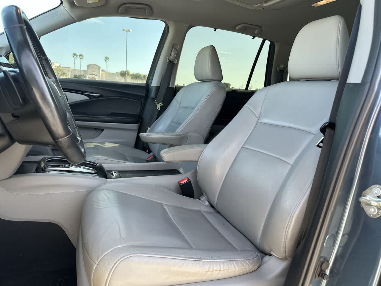 2020 Honda Pilot 2WD Touring 7 Passenger