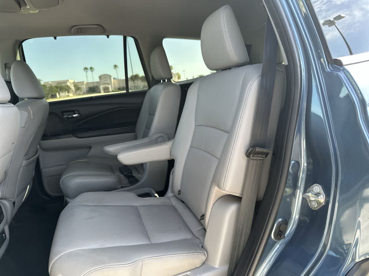 2020 Honda Pilot 2WD Touring 7 Passenger