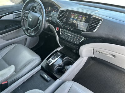 2020 Honda Pilot 2WD Touring 7 Passenger