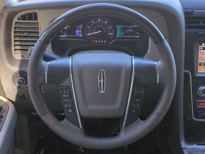 2017 Lincoln Navigator L Select