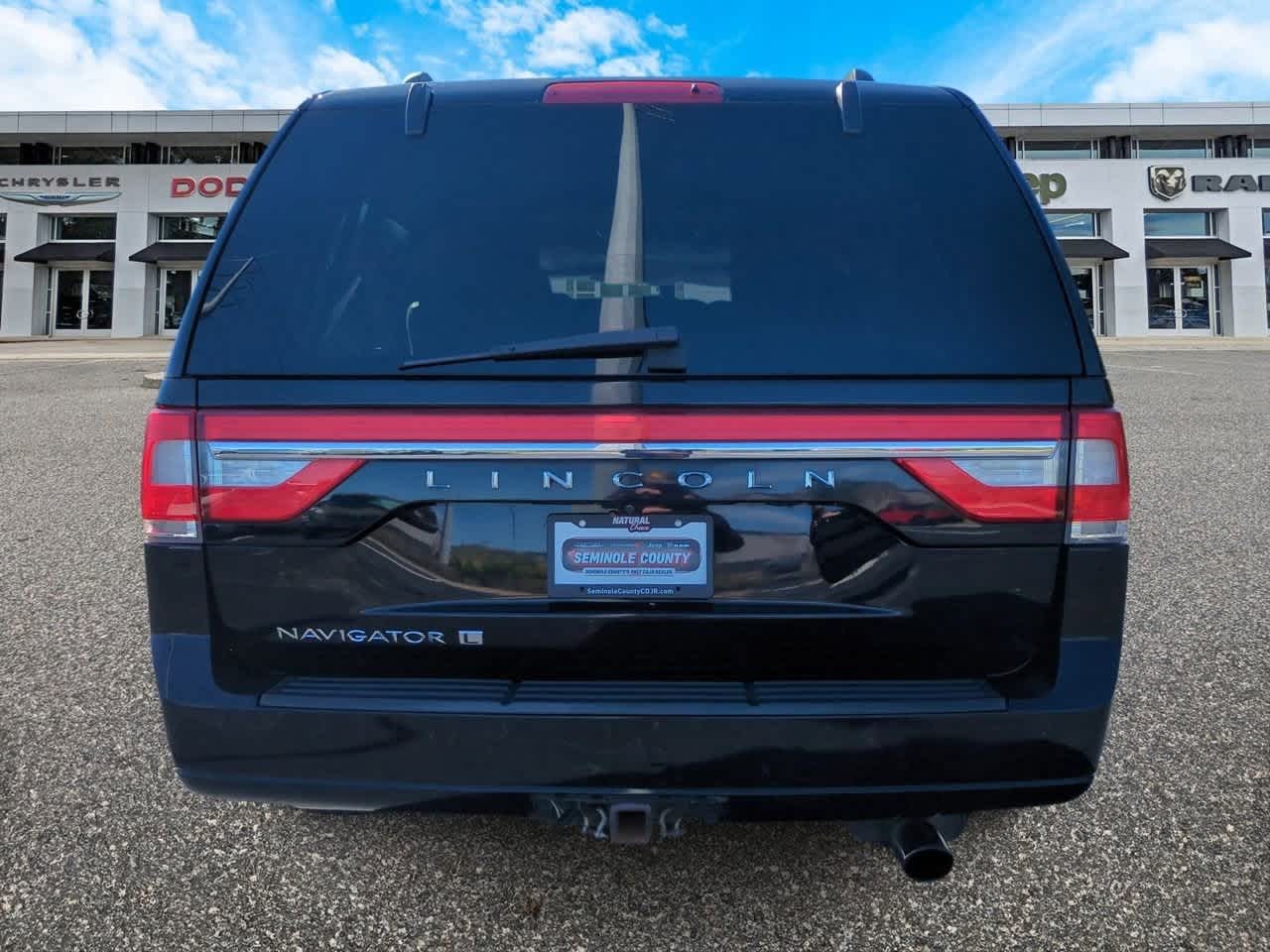 2017 Lincoln Navigator L Select