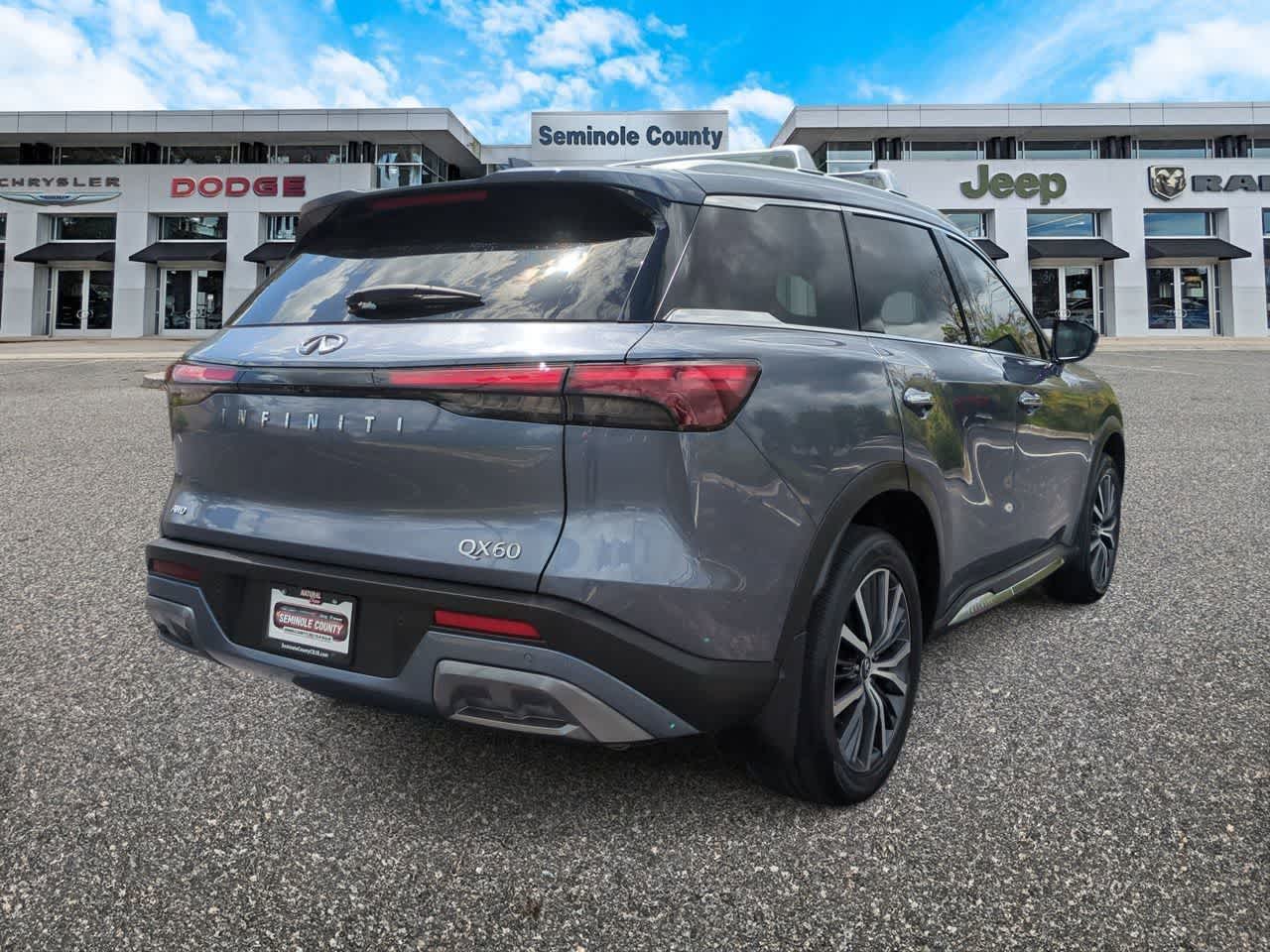 2025 INFINITI QX60 SENSORY AWD