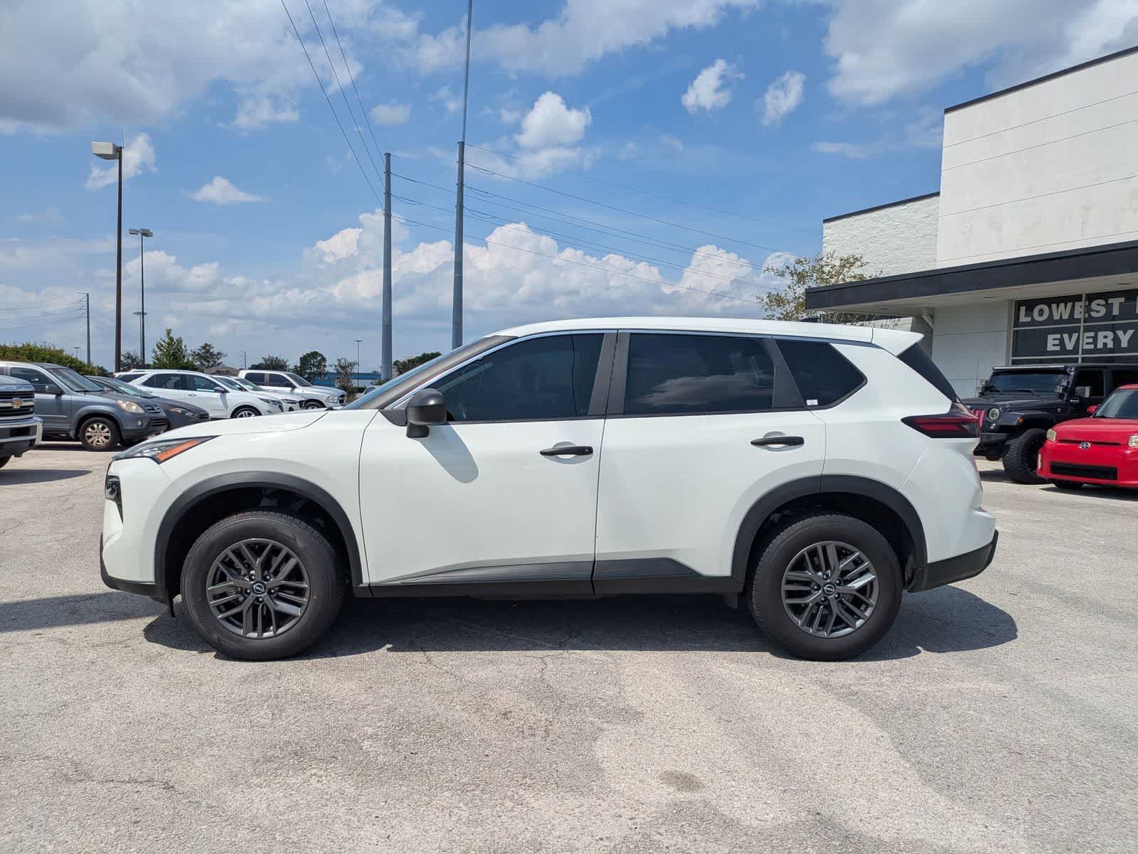 2024 Nissan Rogue S FWD