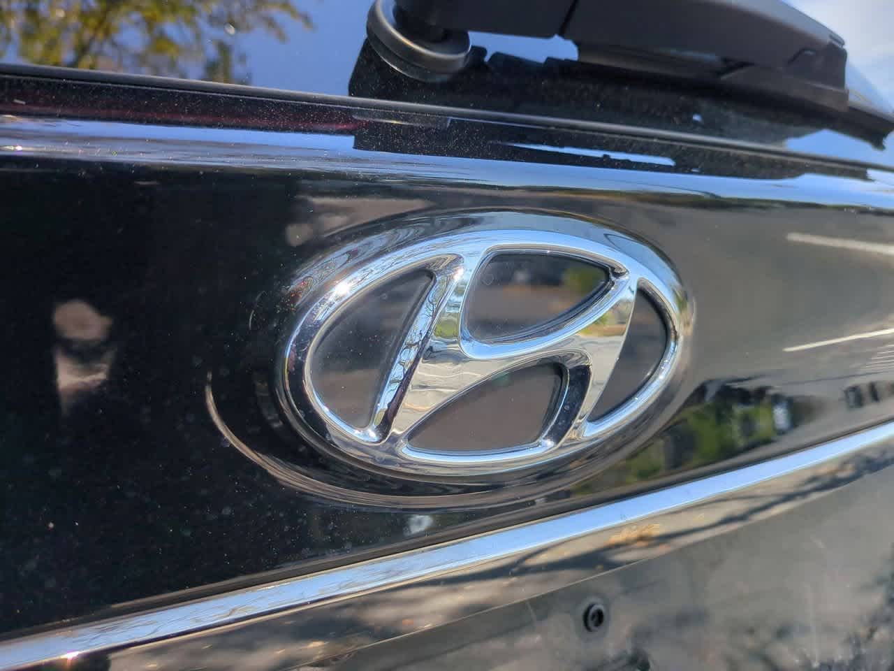 2019 Hyundai Santa Fe SE