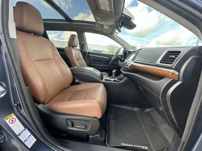 2017 Toyota Highlander Hybrid Limited Platinum