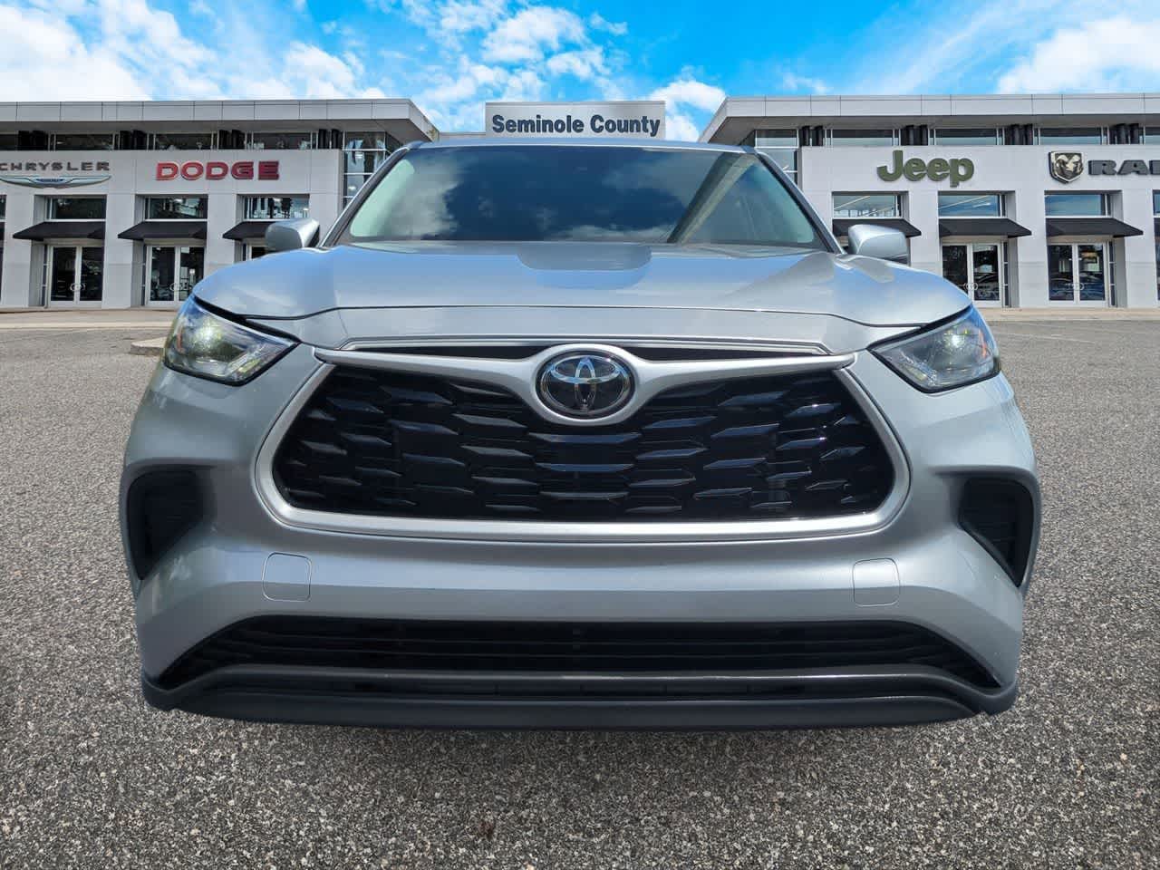 2023 Toyota Highlander L