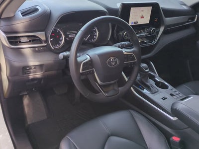 2024 Toyota Highlander XLE