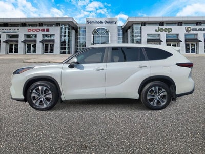 2024 Toyota Highlander XLE