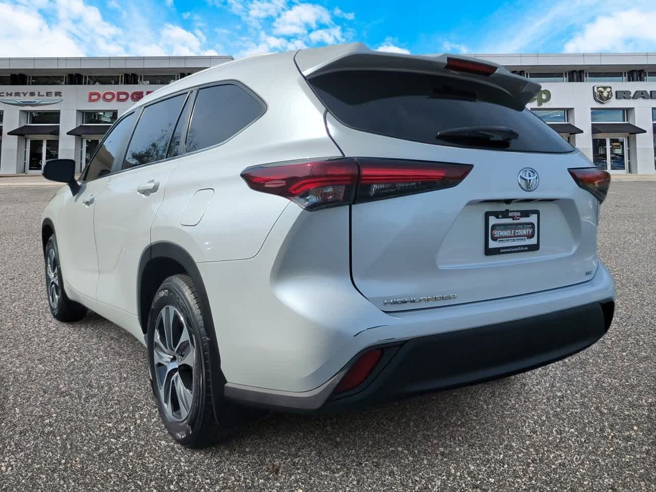 2024 Toyota Highlander XLE