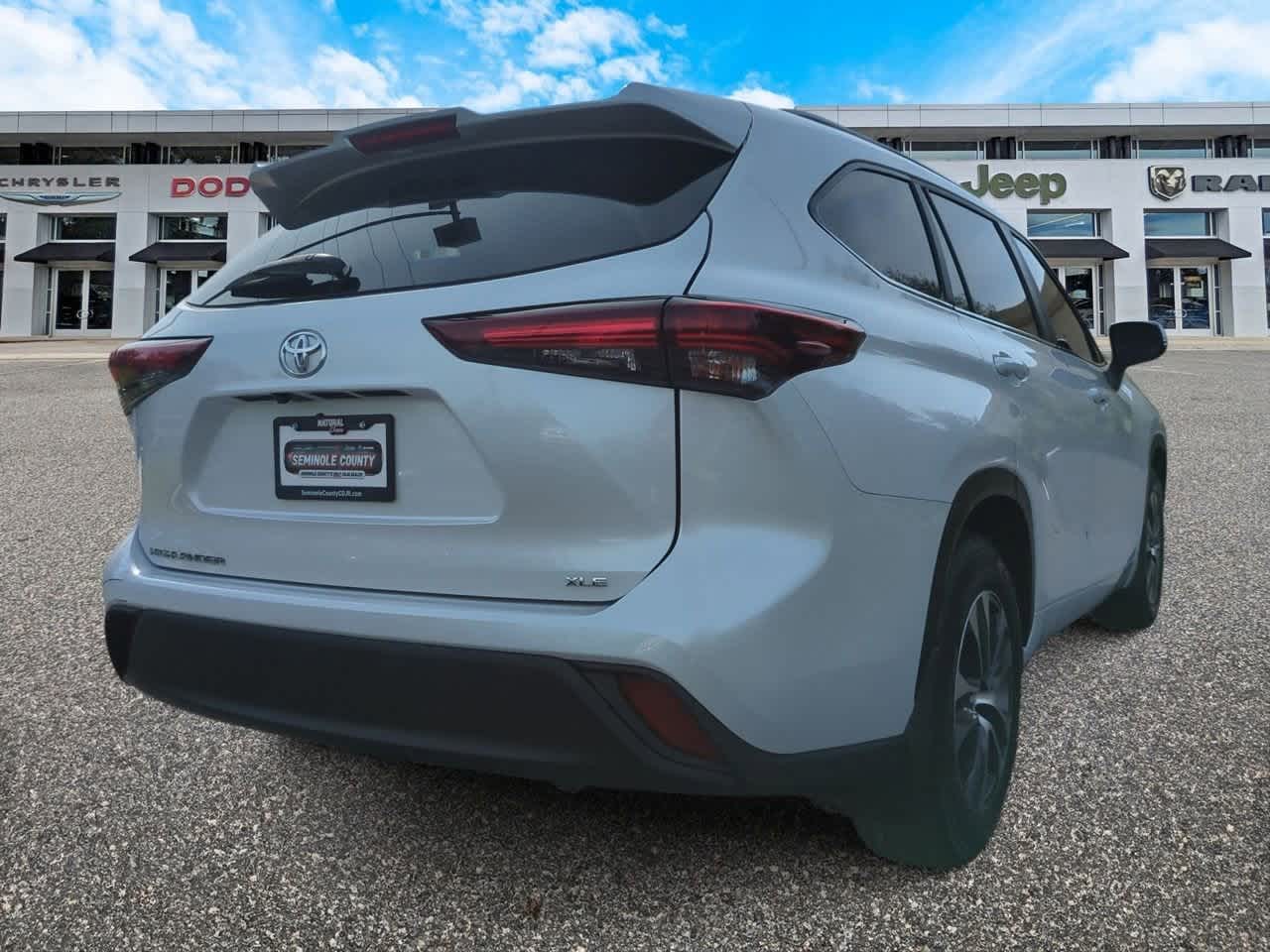 2024 Toyota Highlander XLE