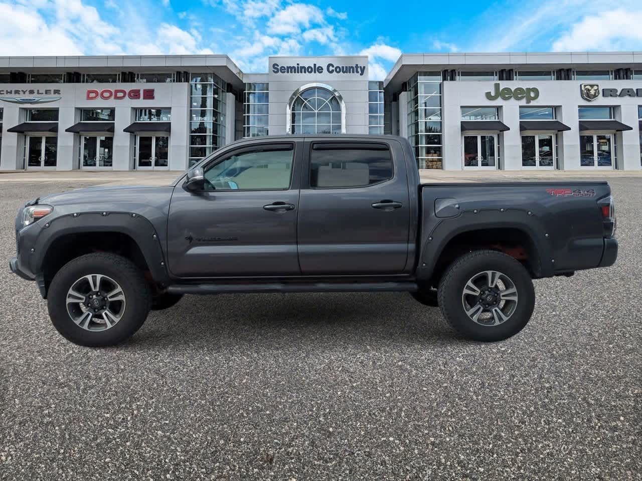 2017 Toyota Tacoma TRD Sport