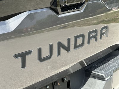 2022 Toyota Tundra Hybrid Platinum