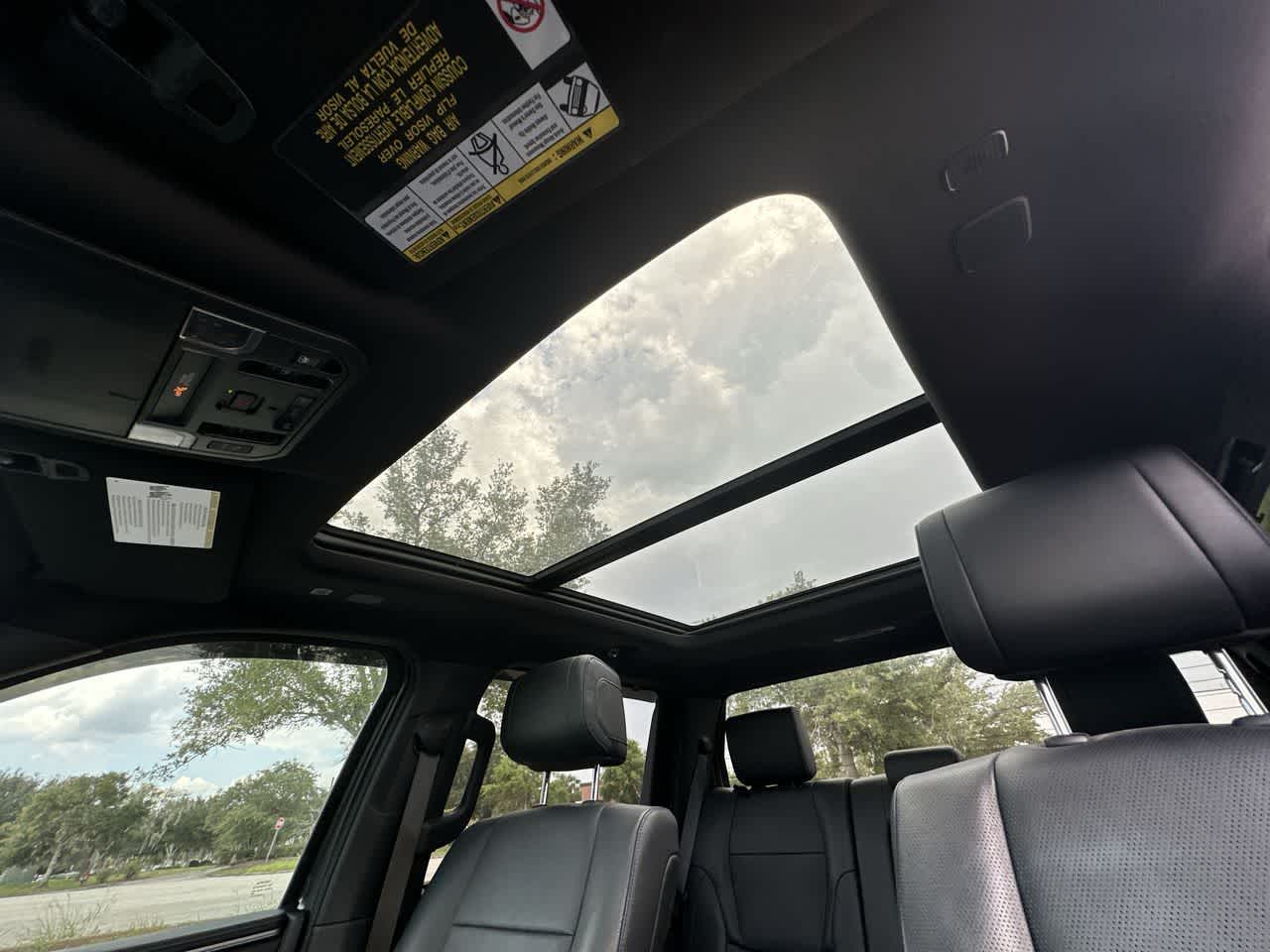 2022 Toyota Tundra Hybrid Platinum