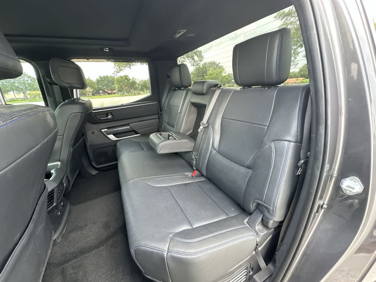 2022 Toyota Tundra Hybrid Platinum