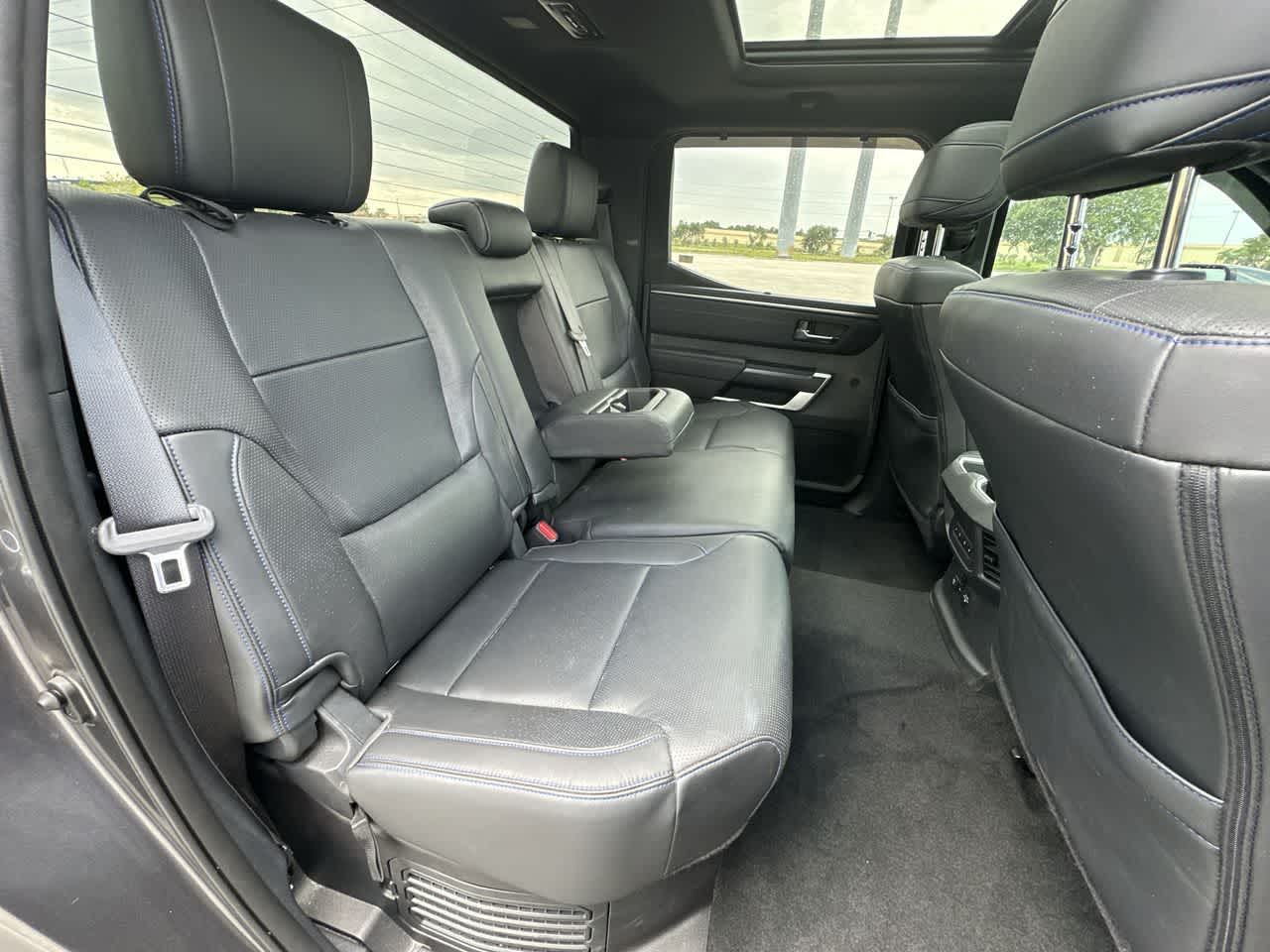 2022 Toyota Tundra Hybrid Platinum