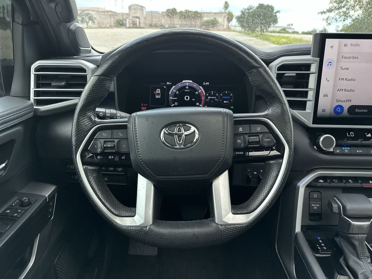 2022 Toyota Tundra Hybrid Platinum