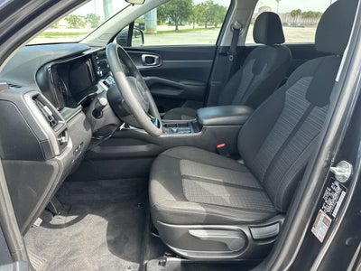 2022 Kia Sorento LX