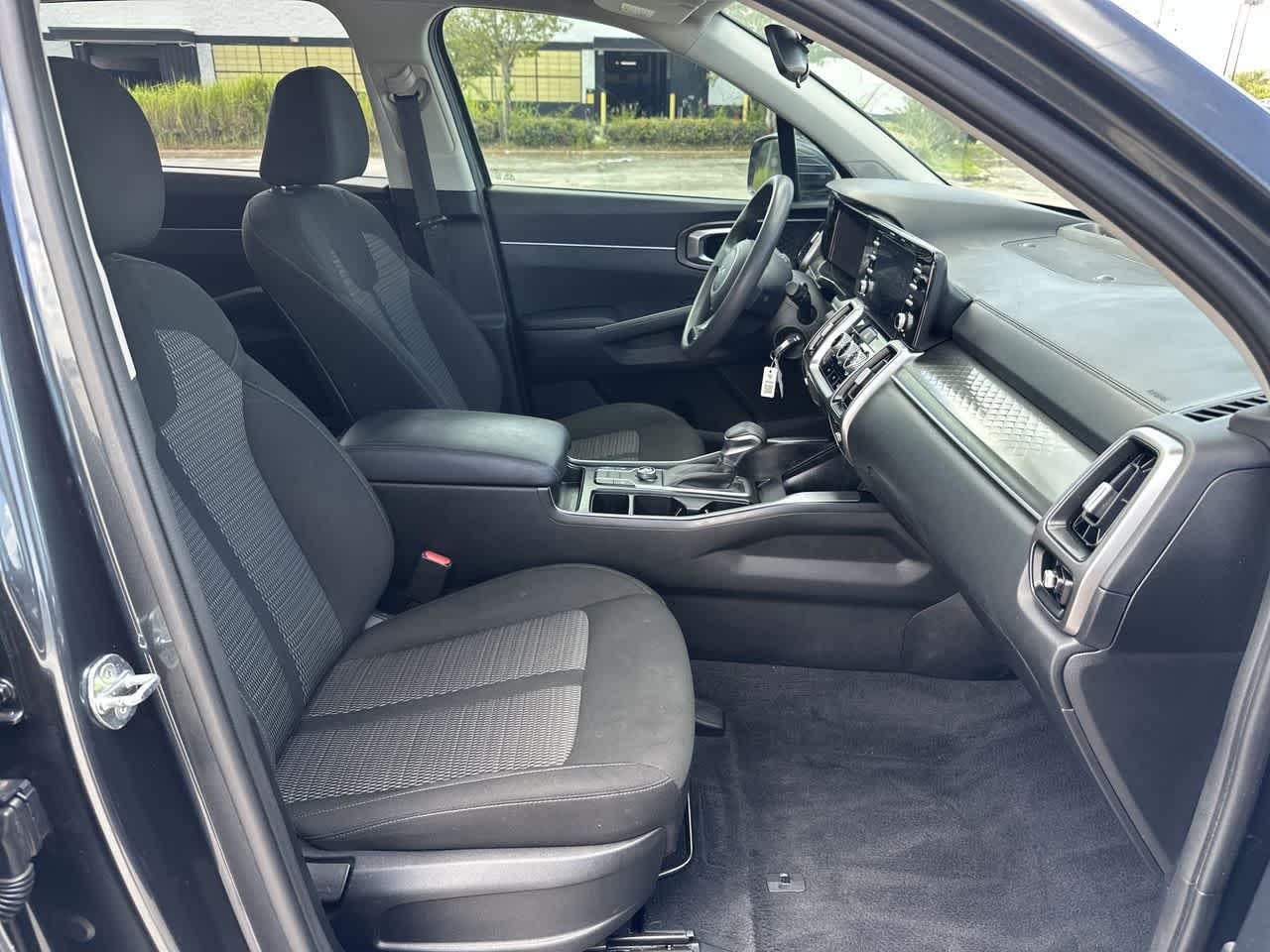 2022 Kia Sorento LX