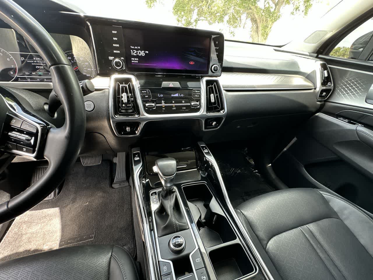 2022 Kia Sorento SX