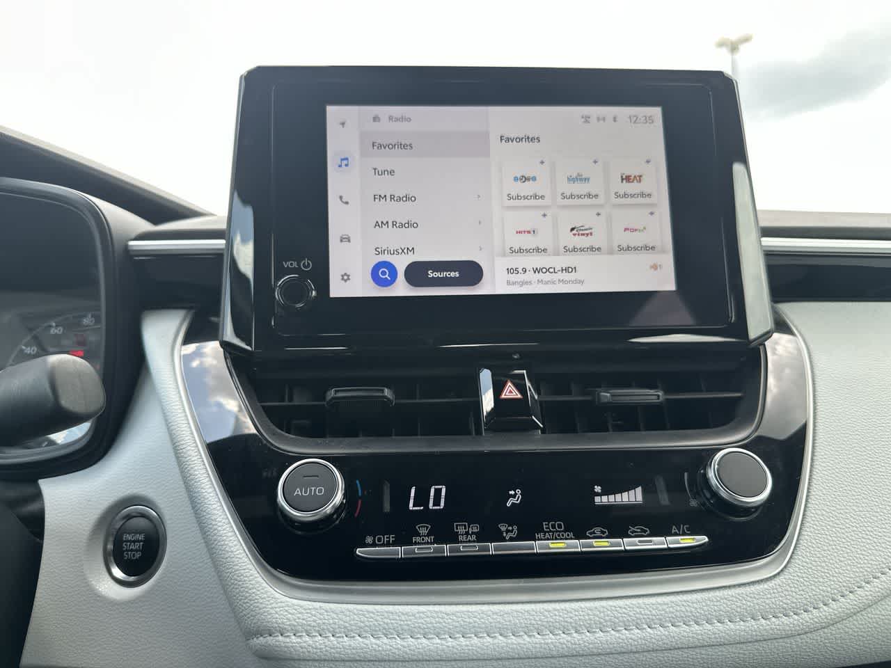 2025 Toyota Corolla SE
