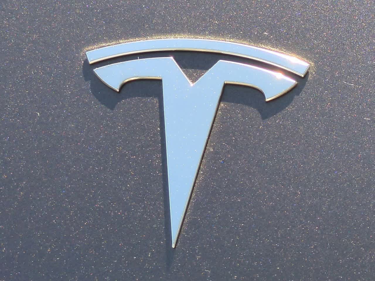 2025 Tesla Model 3 Long Range Rear-Wheel Drive