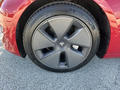 2022 Tesla Model 3 Rear-Wheel Drive