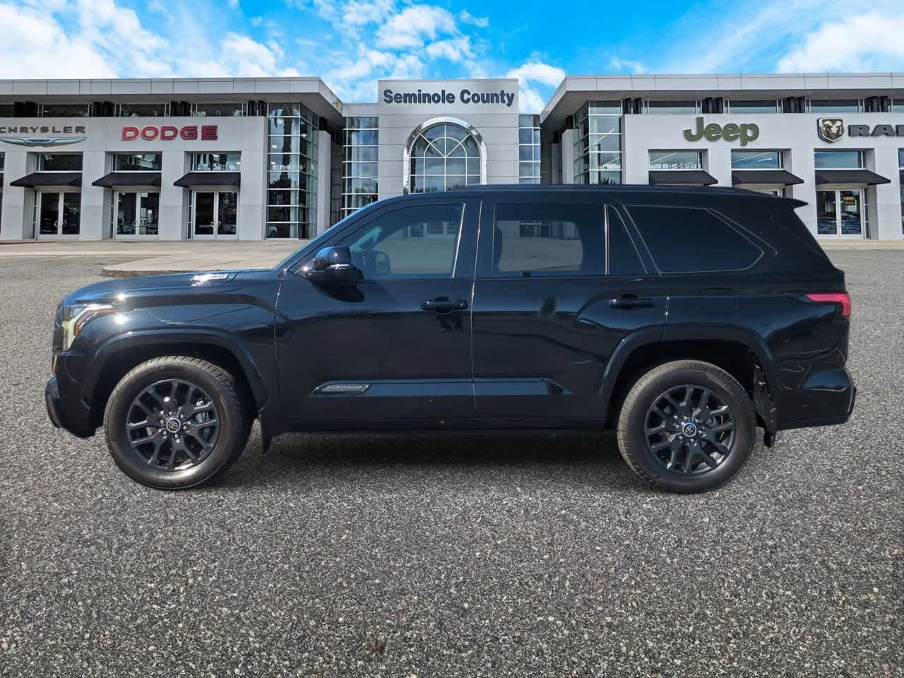 2023 Toyota Sequoia Platinum