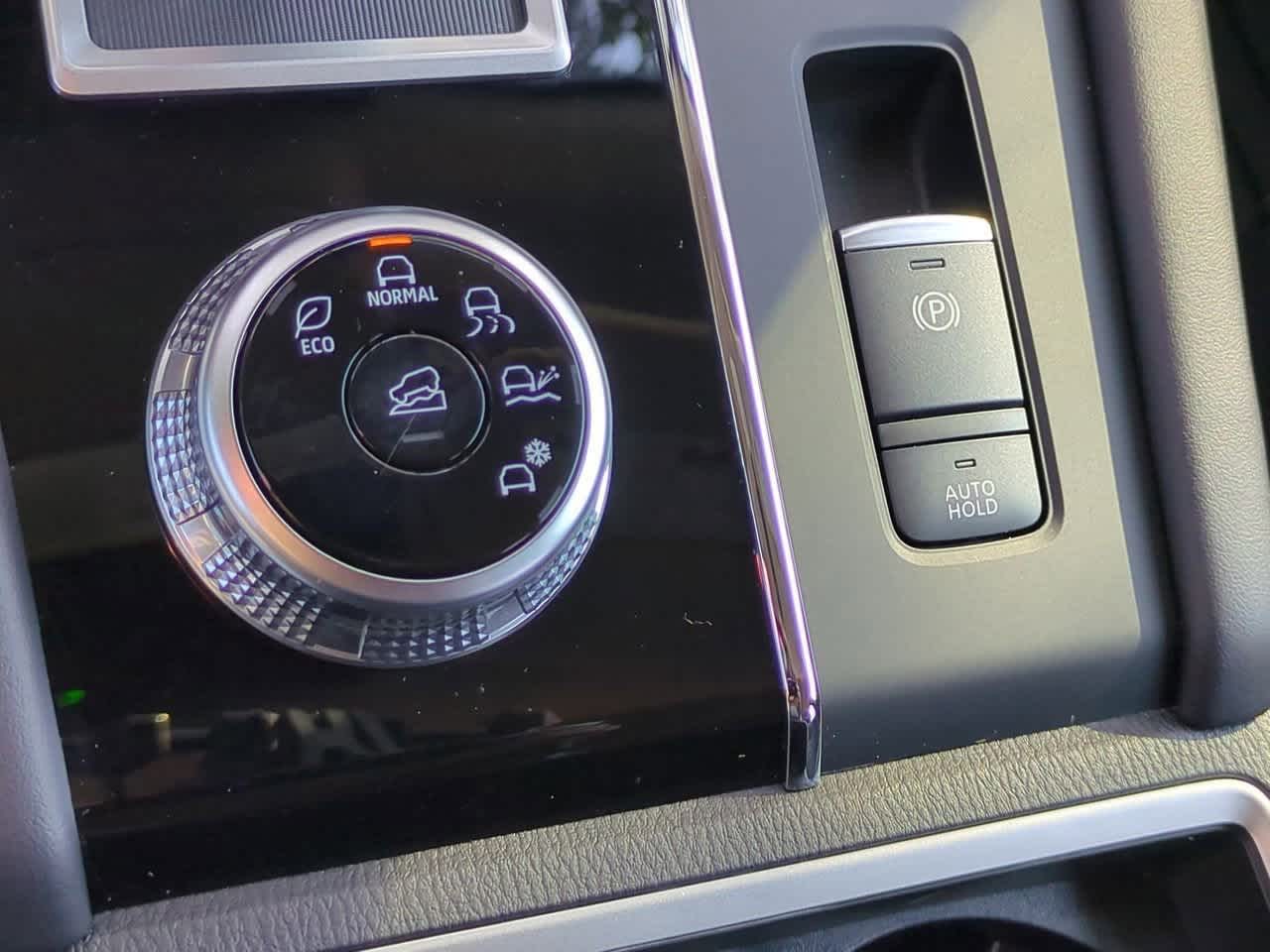 2024 Mitsubishi Outlander SE 2.5 2WD