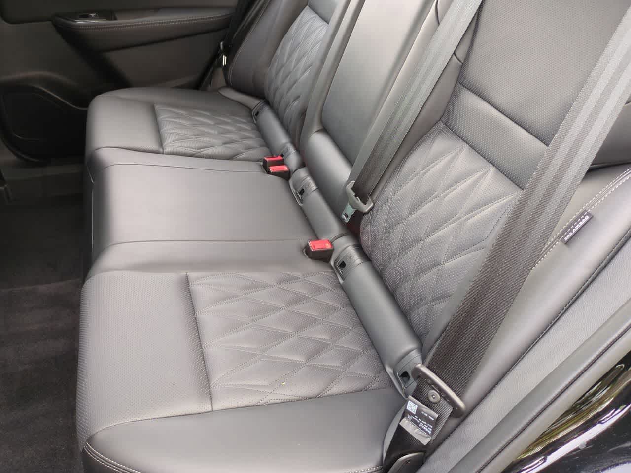 2025 Nissan Rogue Platinum FWD