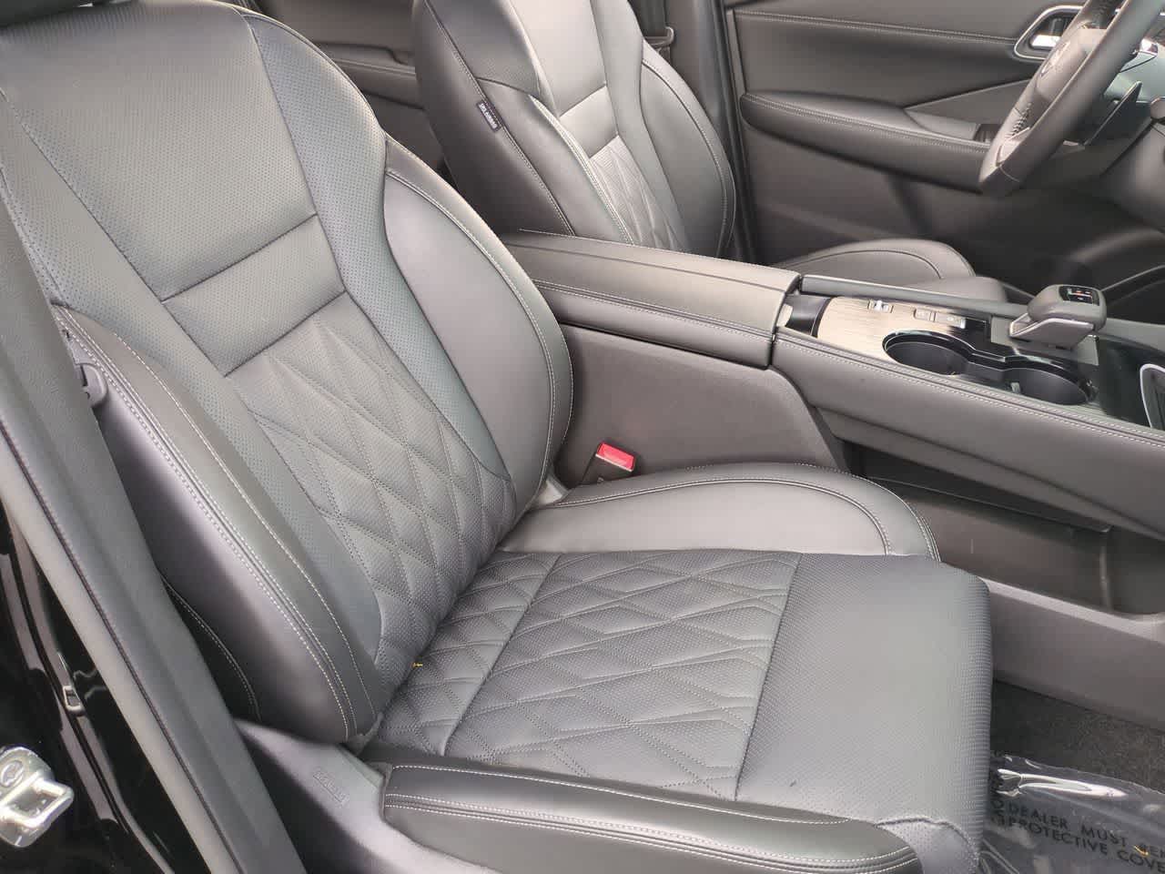2025 Nissan Rogue Platinum FWD