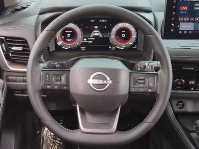 2025 Nissan Rogue Platinum FWD
