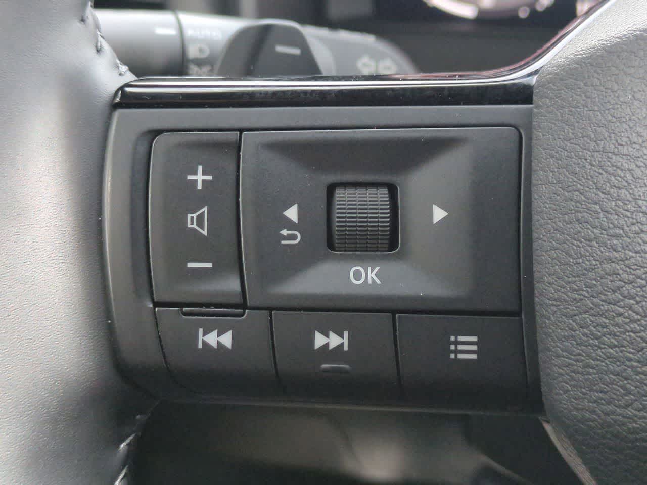 2025 Nissan Rogue Platinum FWD