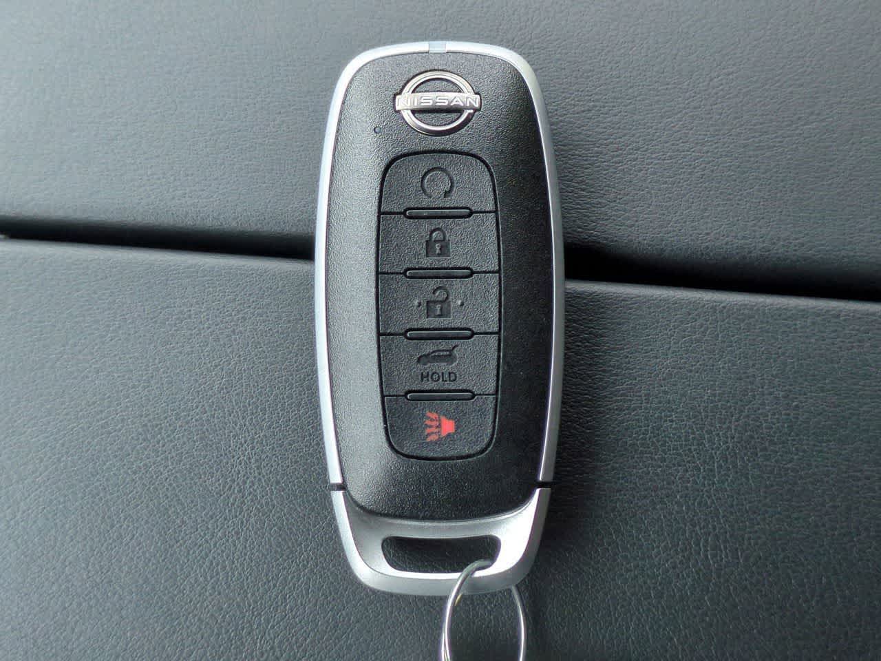 2025 Nissan Rogue Platinum FWD