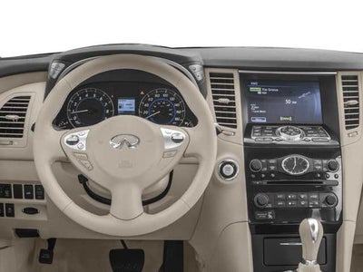 2017 INFINITI QX70 RWD